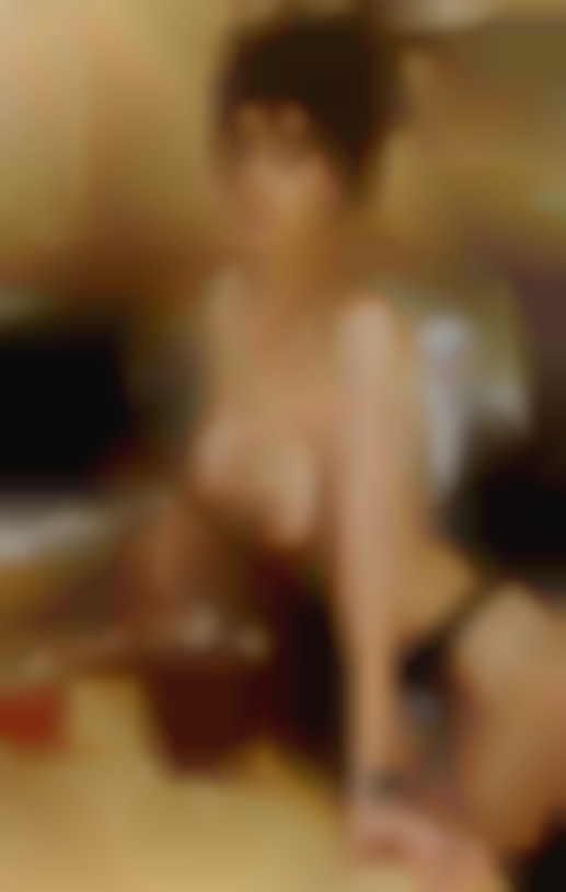 Hi...I'm looking 40yr women busy momma horny either.